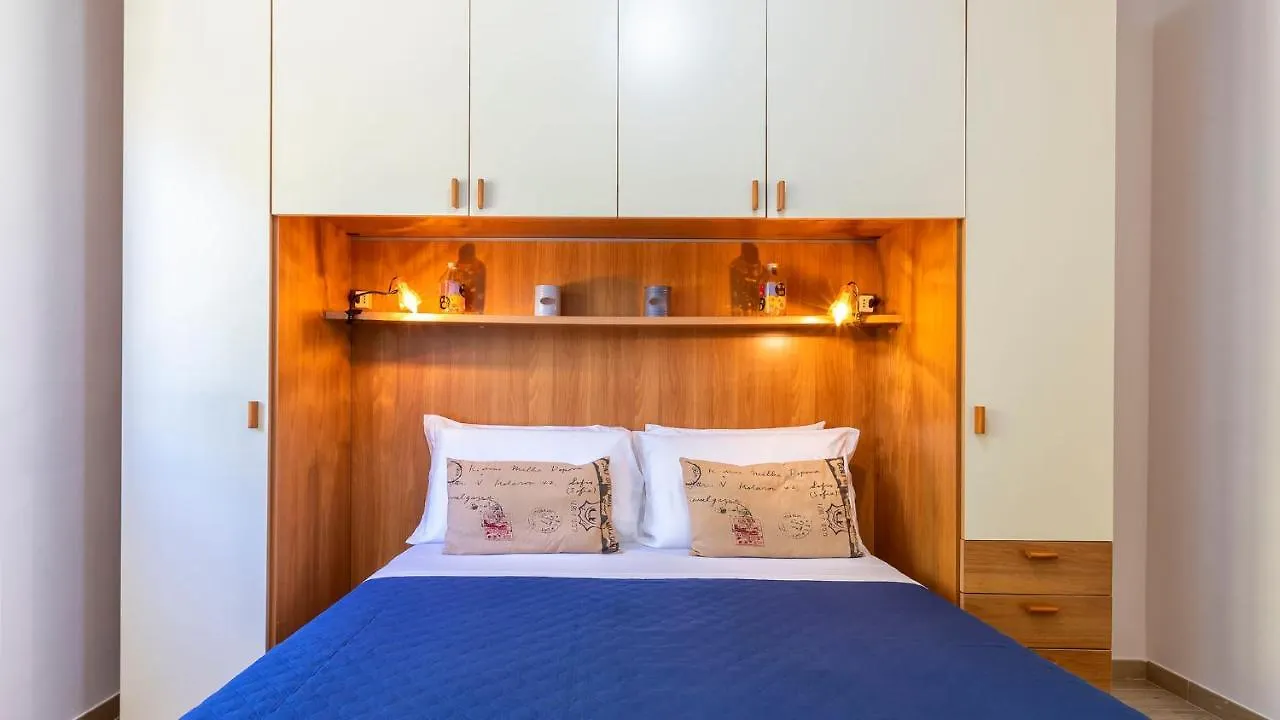 Lemon Tree Apartment Alghero 0*,